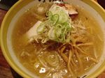 すみれ塩ラーメン.jpg