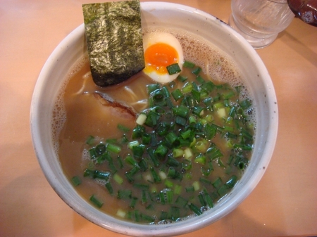 すず吉豚骨ラーメン.jpg