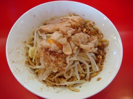 ジャンクガレッジ移転まぜそば.jpg