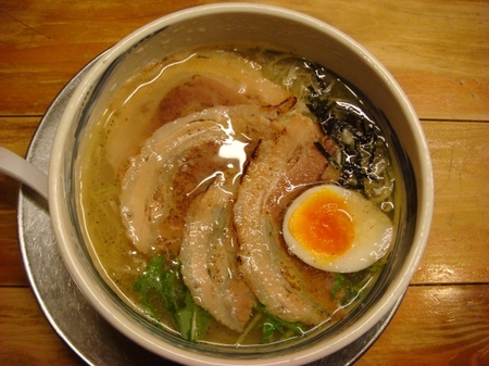 一幸舎大名店淡麗豚そば.jpg
