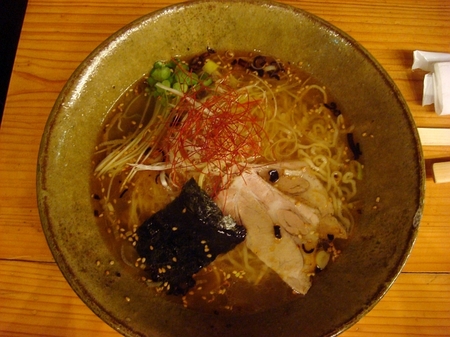玄瑛潮薫醤油拉麺.jpg