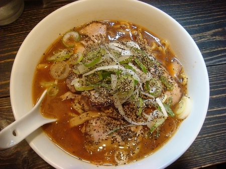 黒ナベ焼豚ソバ.jpg