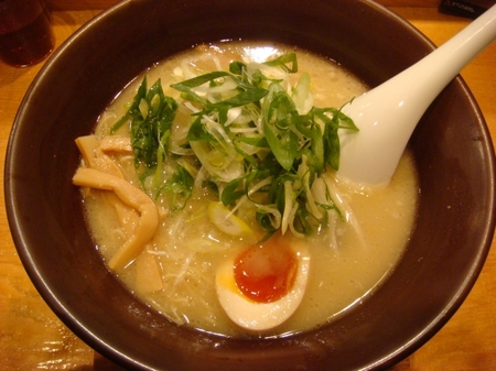 獅士博多豚そば松.jpg