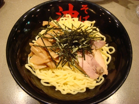 東京油組総本店油そば.jpg