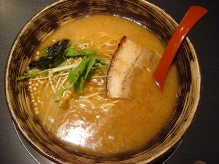 豚と節や節らーめん.jpg