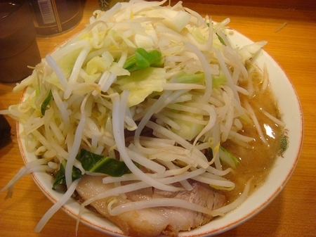 二郎野猿街道店2小ラーメンヤサイマシ.jpg