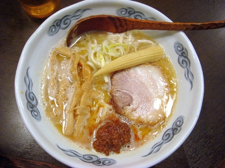 日の出らーめん濃厚鶏コク麺.jpg