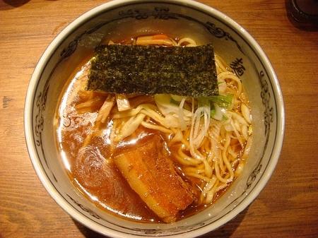 武蔵新宿らー麺.jpg
