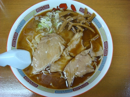 蜂屋神楽坂店しょうゆラーメン.jpg